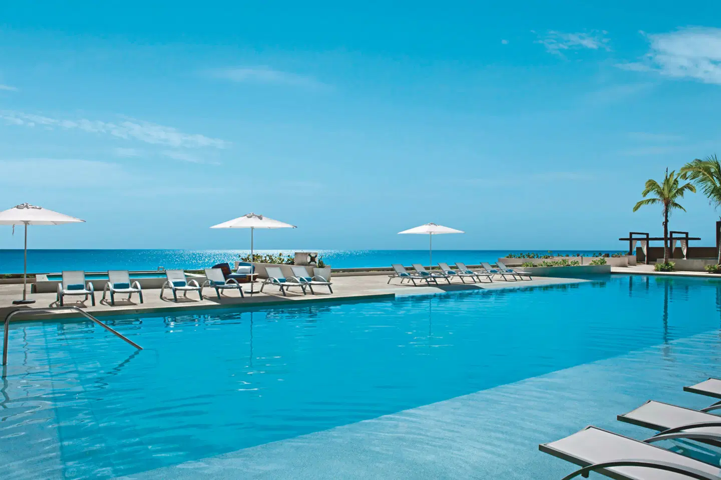 Secrets The Vine Cancun LANDSCAPE