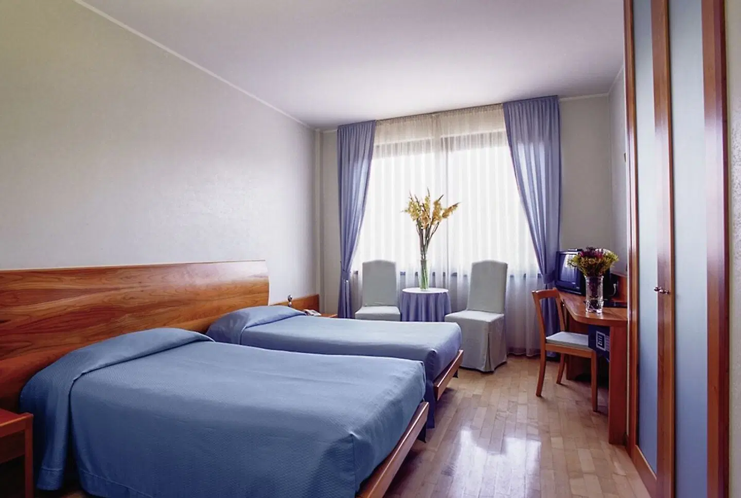 Hotel Leopardi ROOM_EXAMPLE