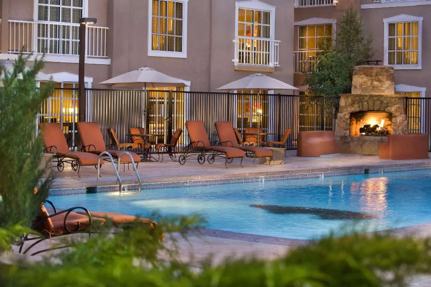 Hilton Santa Fe Historic Plaza OUTDOOR_POOL