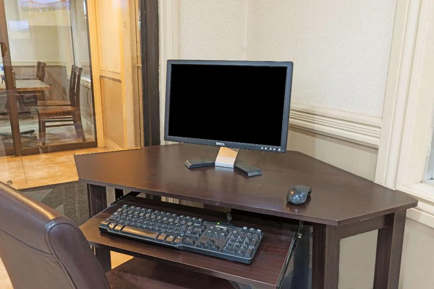 Super 8 by Wyndham Cambridge/Kitchener/Waterloo Area ROOM_EXAMPLE