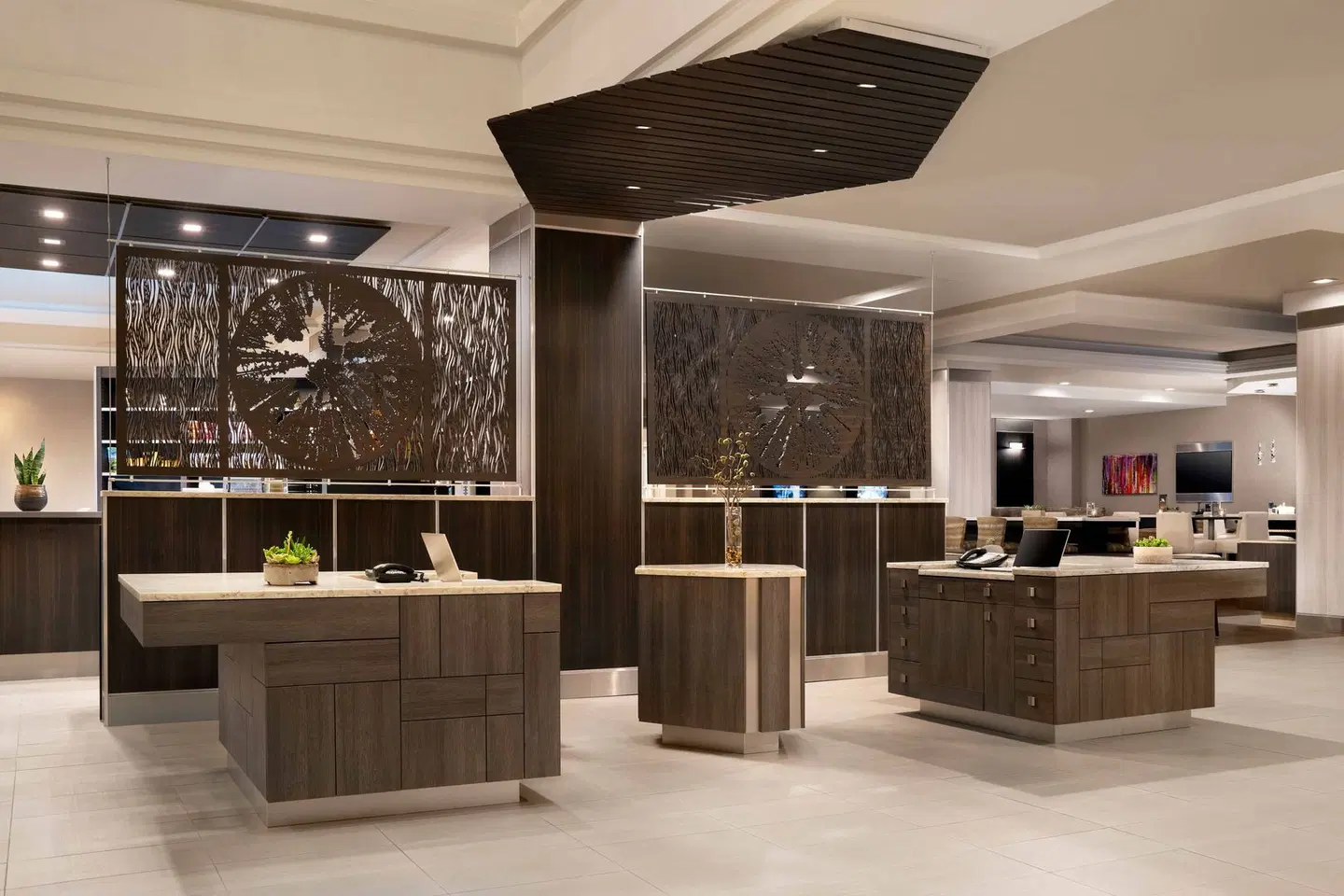 Visalia Marriott at the Convention Center LOUNGE_LOBBY