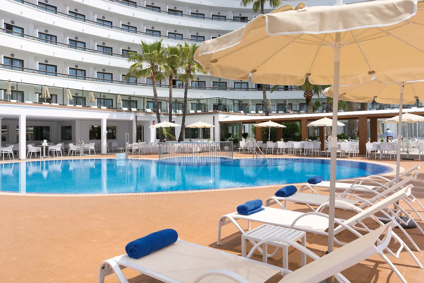 HSM Linda Playa OUTDOOR_POOL