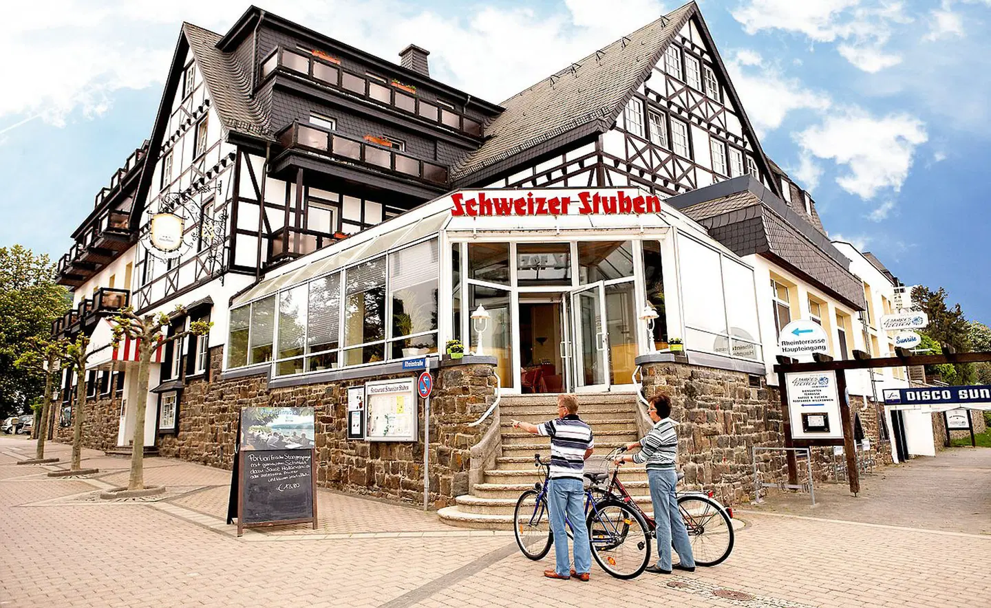 Rheinhotel Vier Jahreszeiten Terrasse