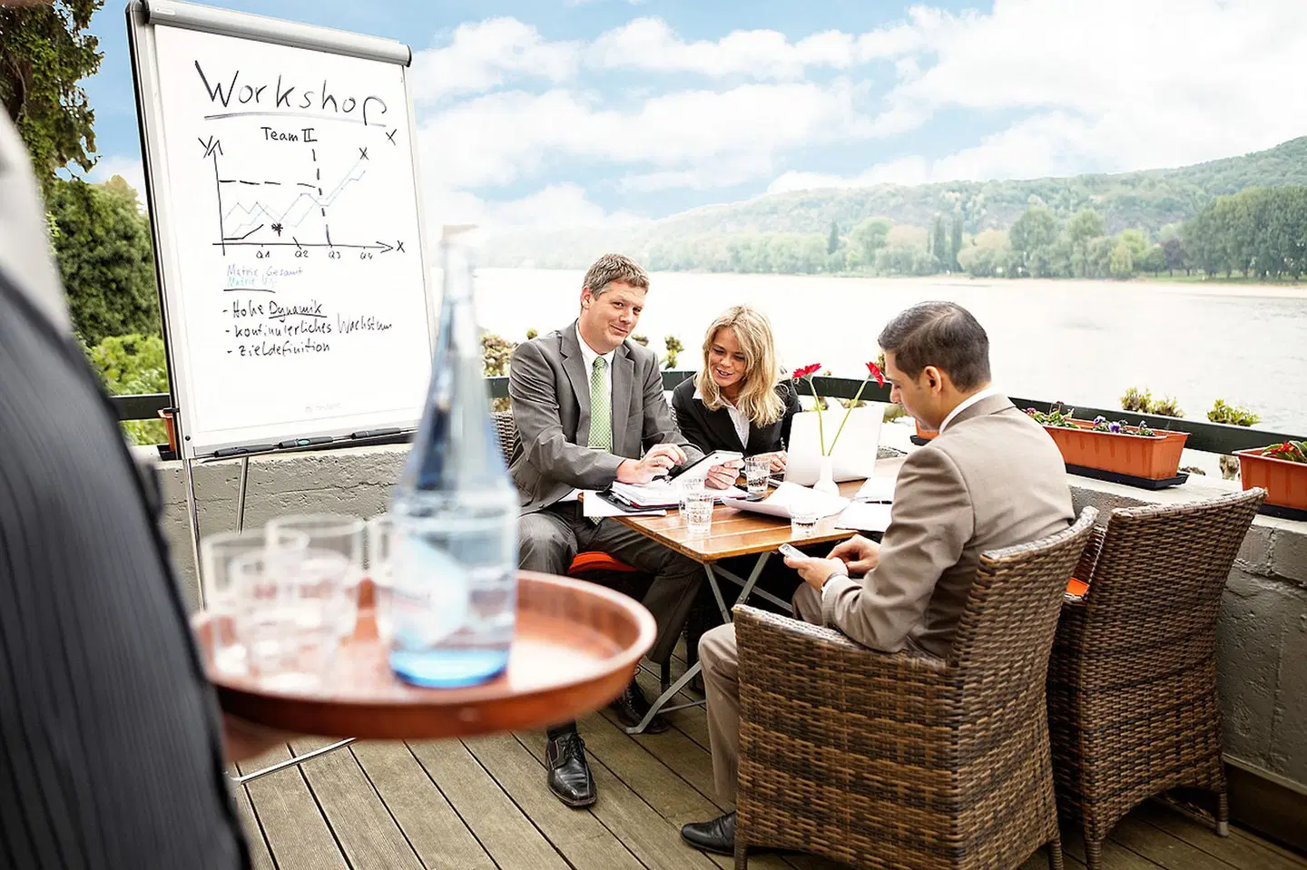 Rheinhotel Vier Jahreszeiten Terrasse