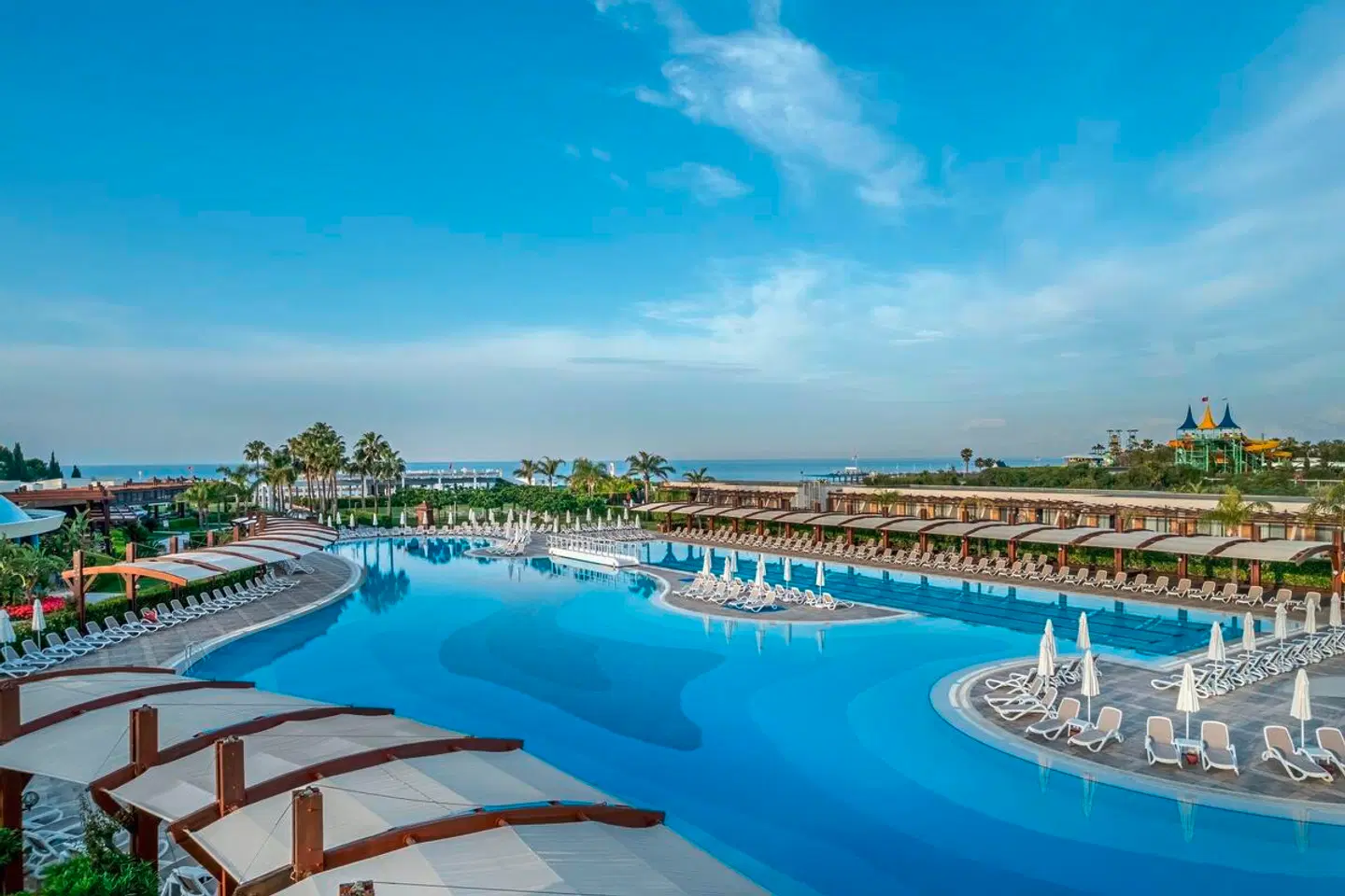 Baia Lara OUTDOOR_POOL