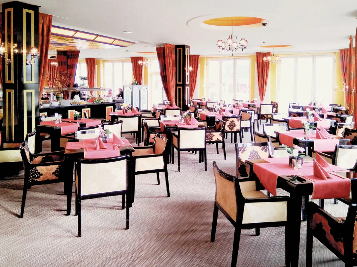 Alexa Hotel Restaurant