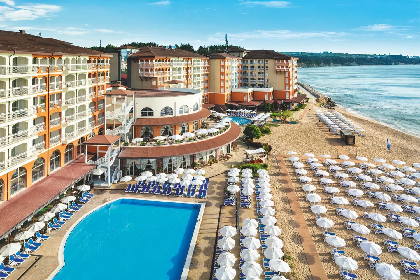 Sol Luna Bay & Mare Resort OUTDOOR_POOL