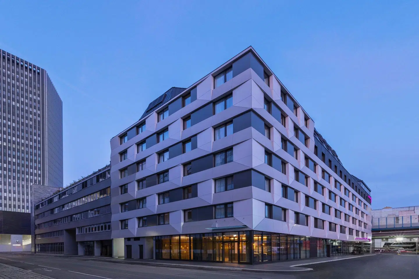 Moxy Vienna City East EXTERIOR