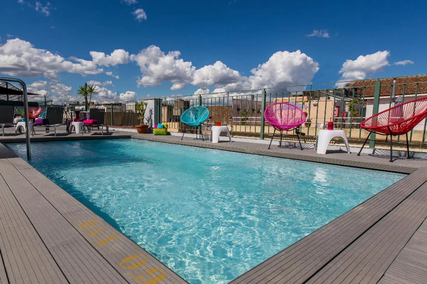 Leonardo Hotel Barcelona Las Ramblas OUTDOOR_POOL