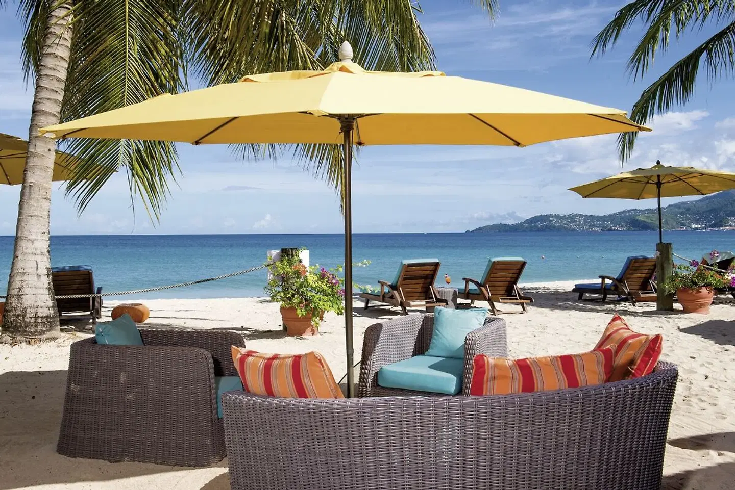 Mount Cinnamon Resort & Beach Club Terrasse