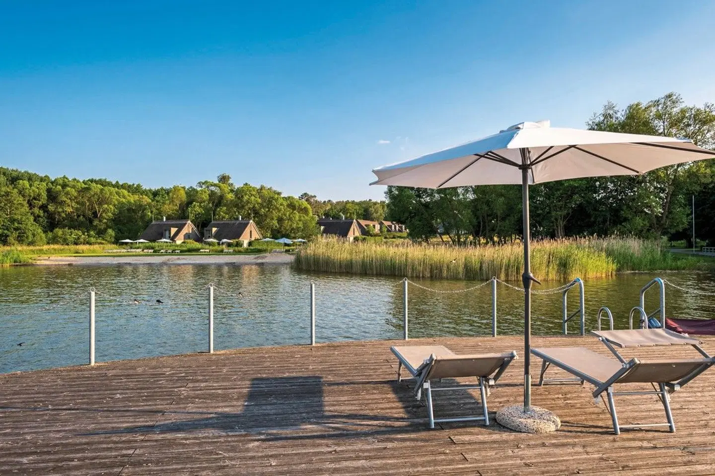 BEECH Resort Plauer See OUTDOOR_POOL