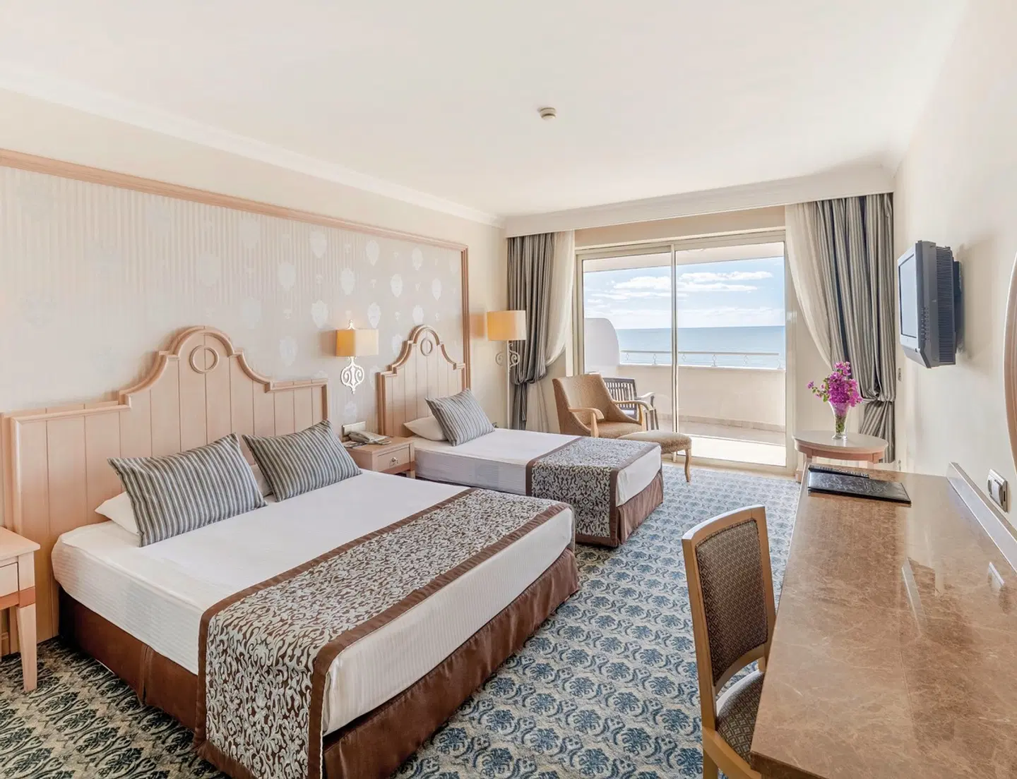 Starlight Resort Hotel ROOM_EXAMPLE