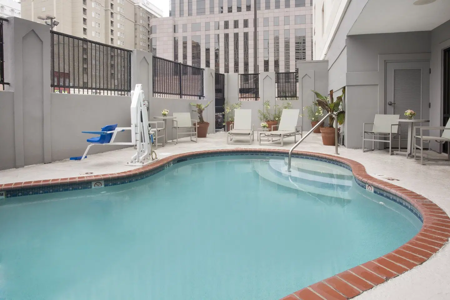 Holiday Inn Express New Orleans Downtown - French Quarter Area OUTDOOR_POOL