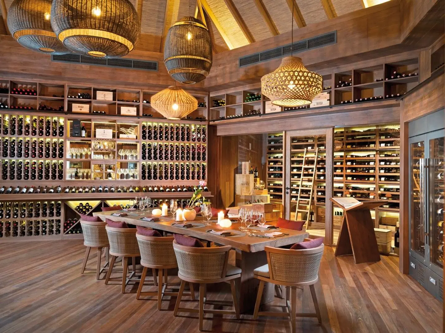 Vakkaru Maldives Bar