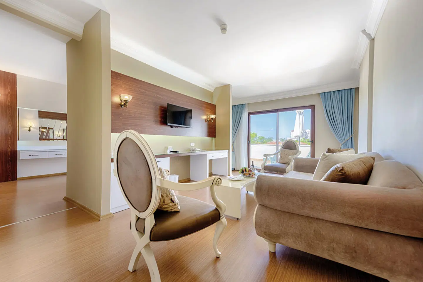 Club Nena ROOM_EXAMPLE