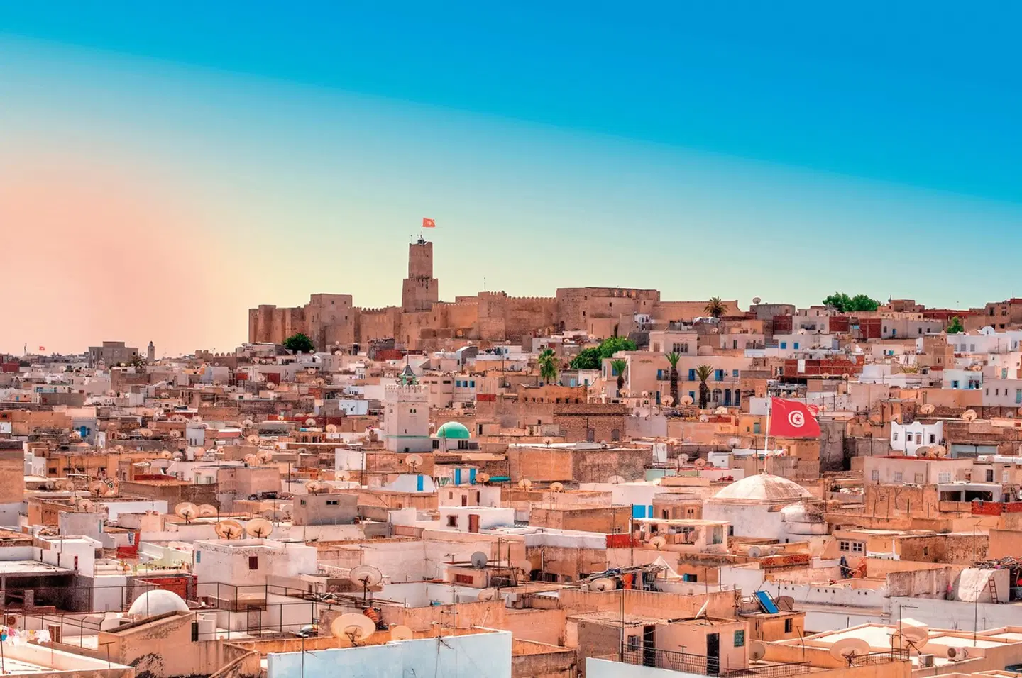 Tunesiens Schätze - kulturelle und kulinarische Höhepunkte Strand