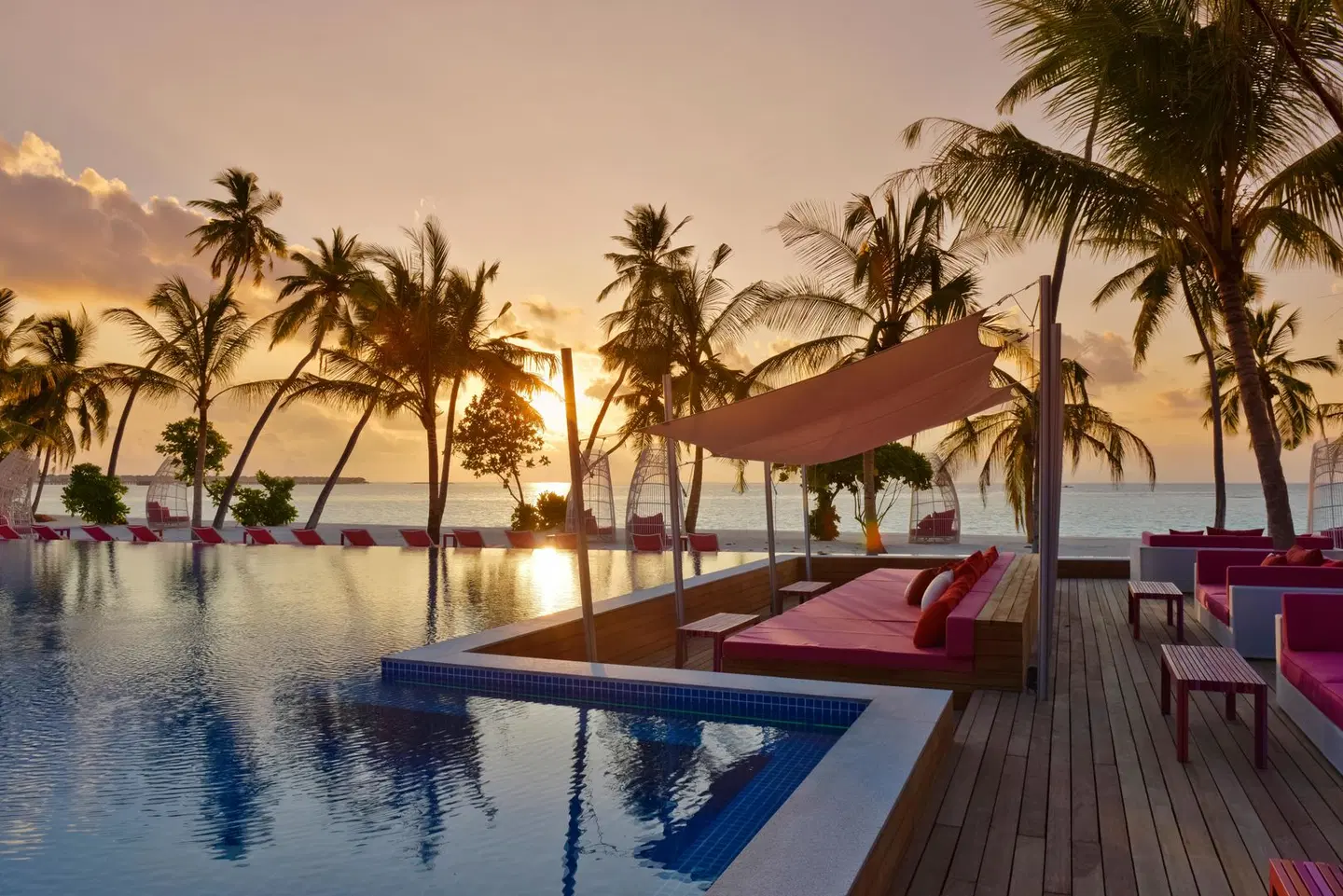 Kandima Maldives OUTDOOR_POOL