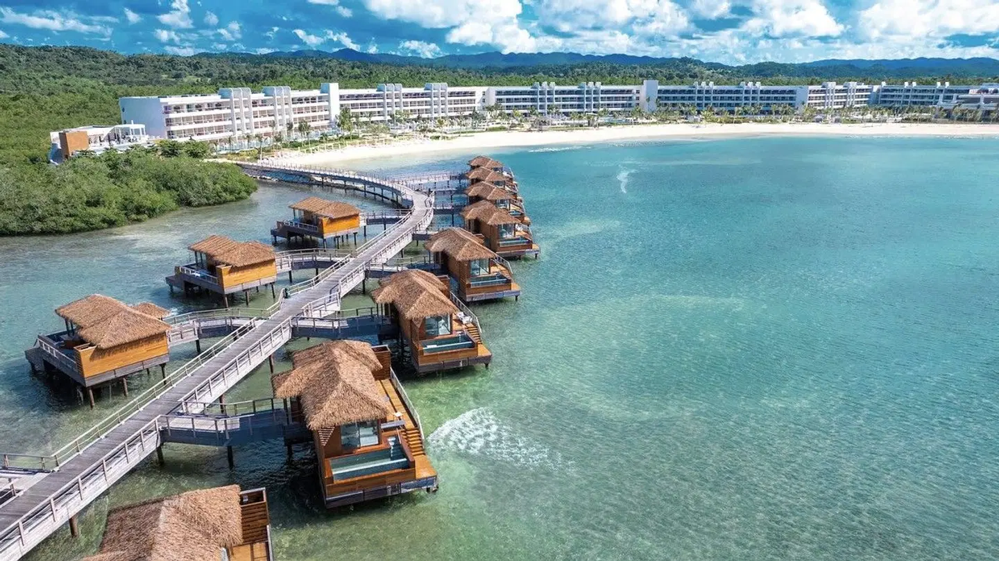 Princess Senses the Mangrove Strand