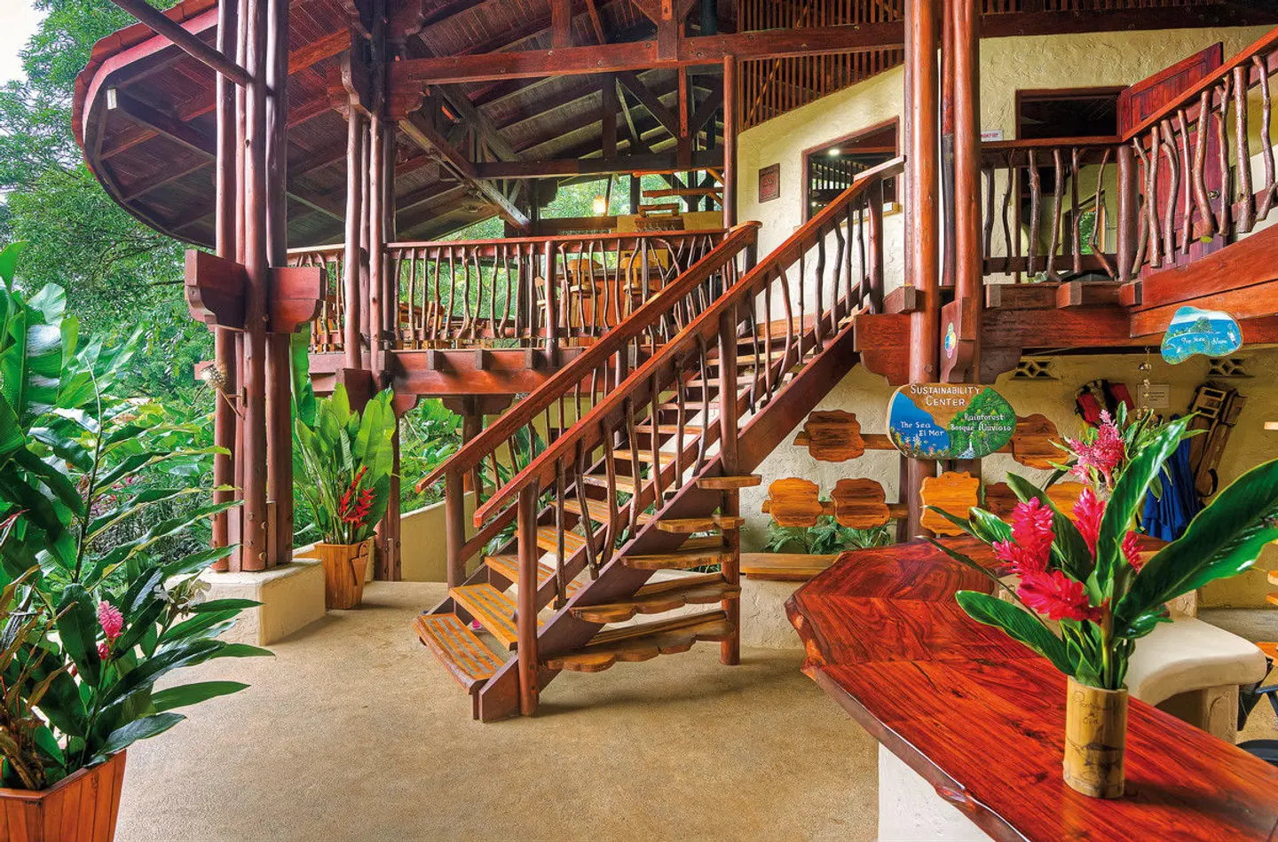 Playa Nicuesa Rainforest Lodge LOUNGE_LOBBY