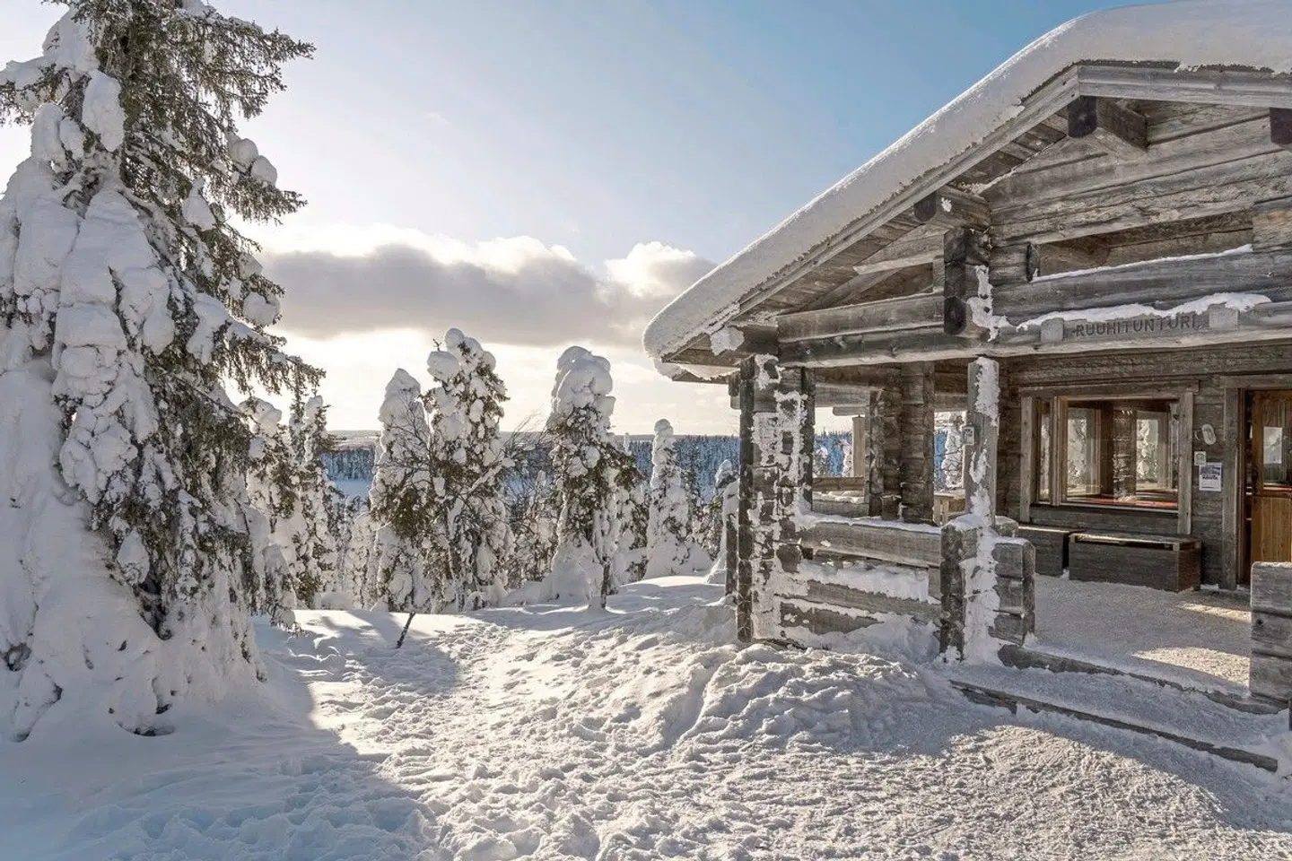Winterspaß in Finnisch Lappland Terrasse