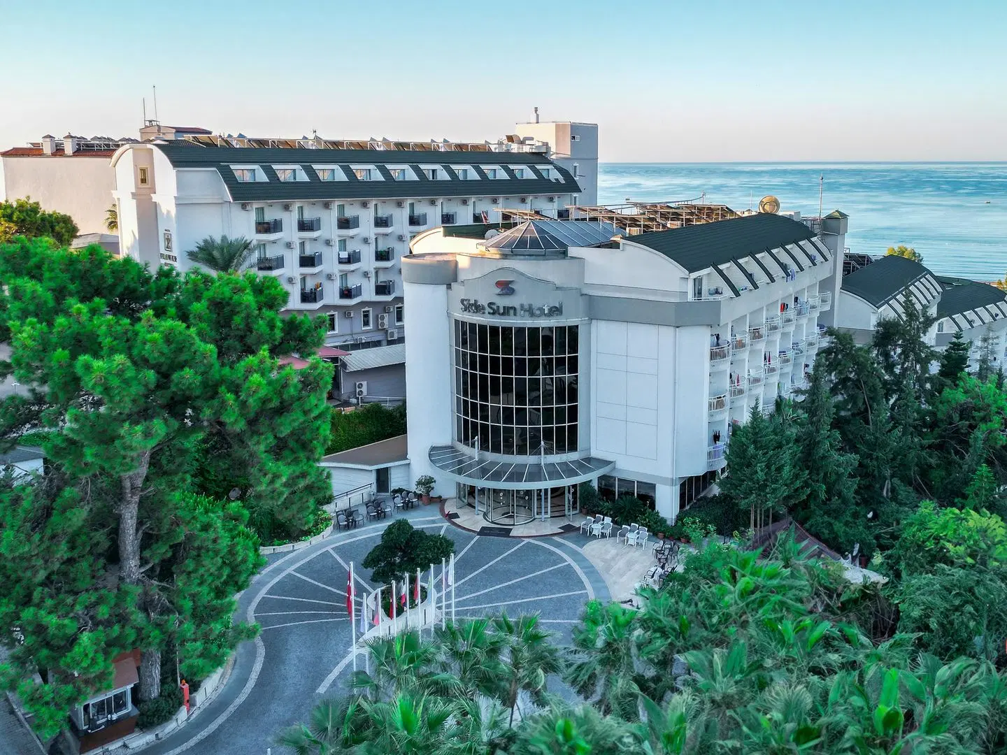Side Sun Hotel EXTERIOR
