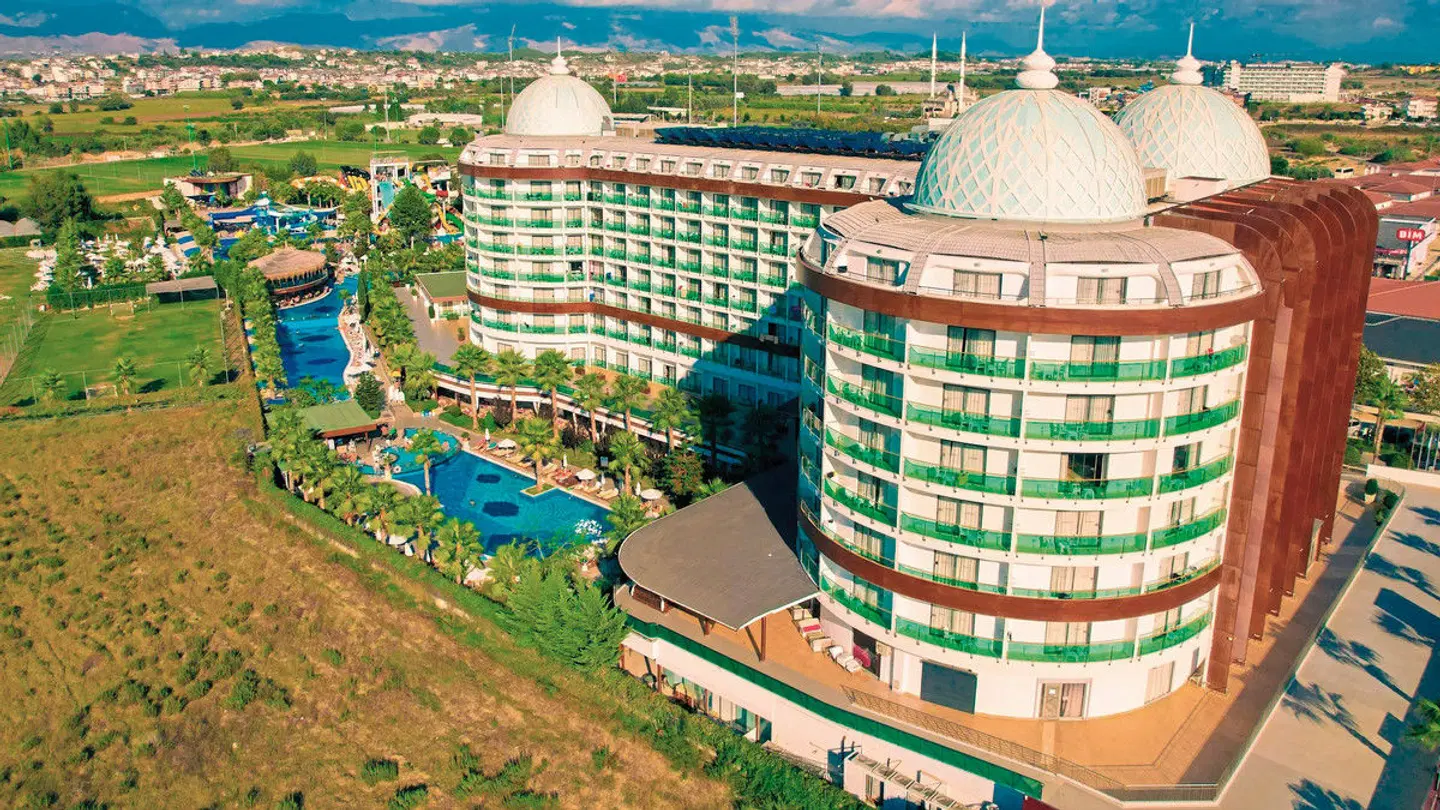 Dream World Aqua Hotel EXTERIOR