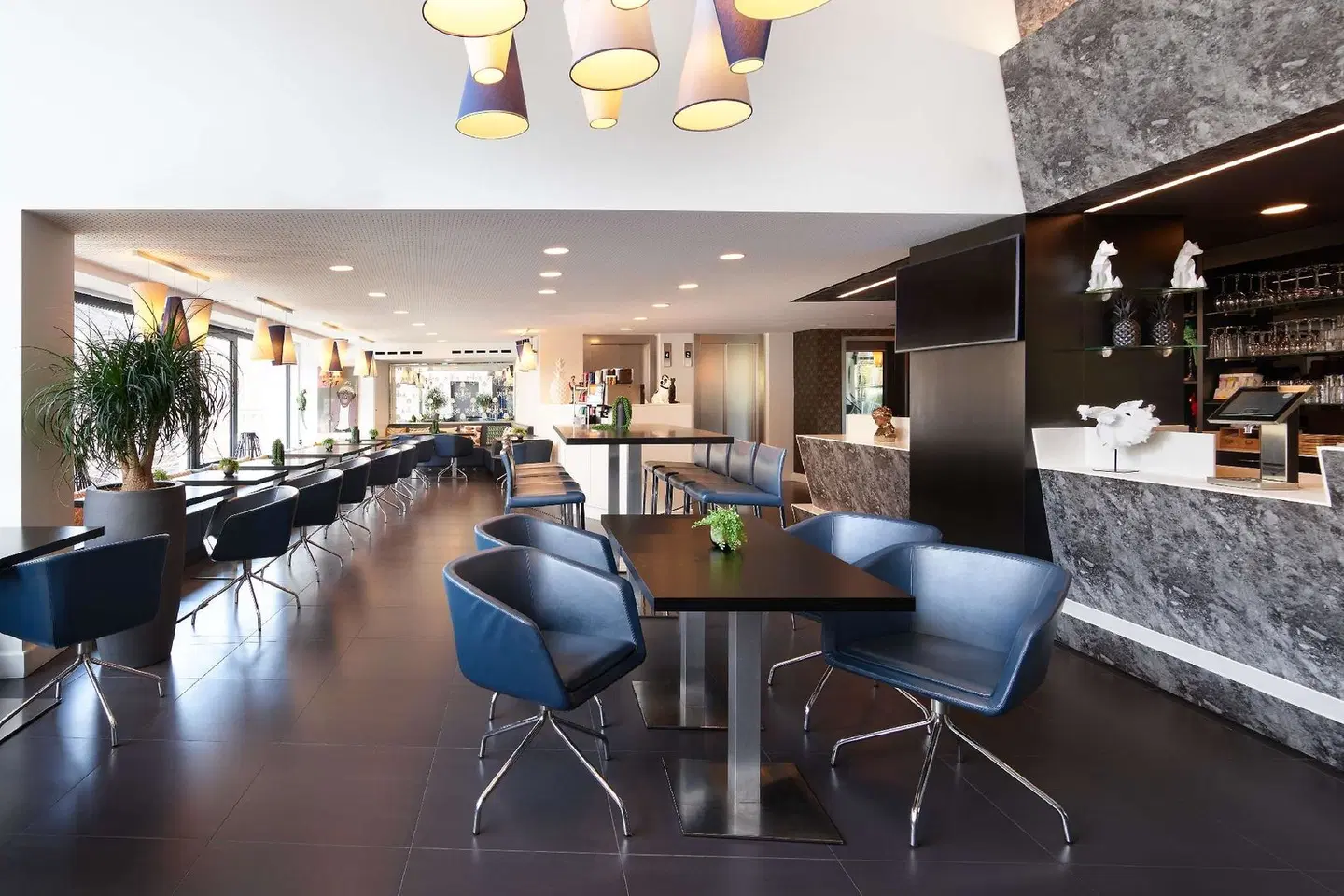 Park Inn by Radisson Luxembourg City Bar