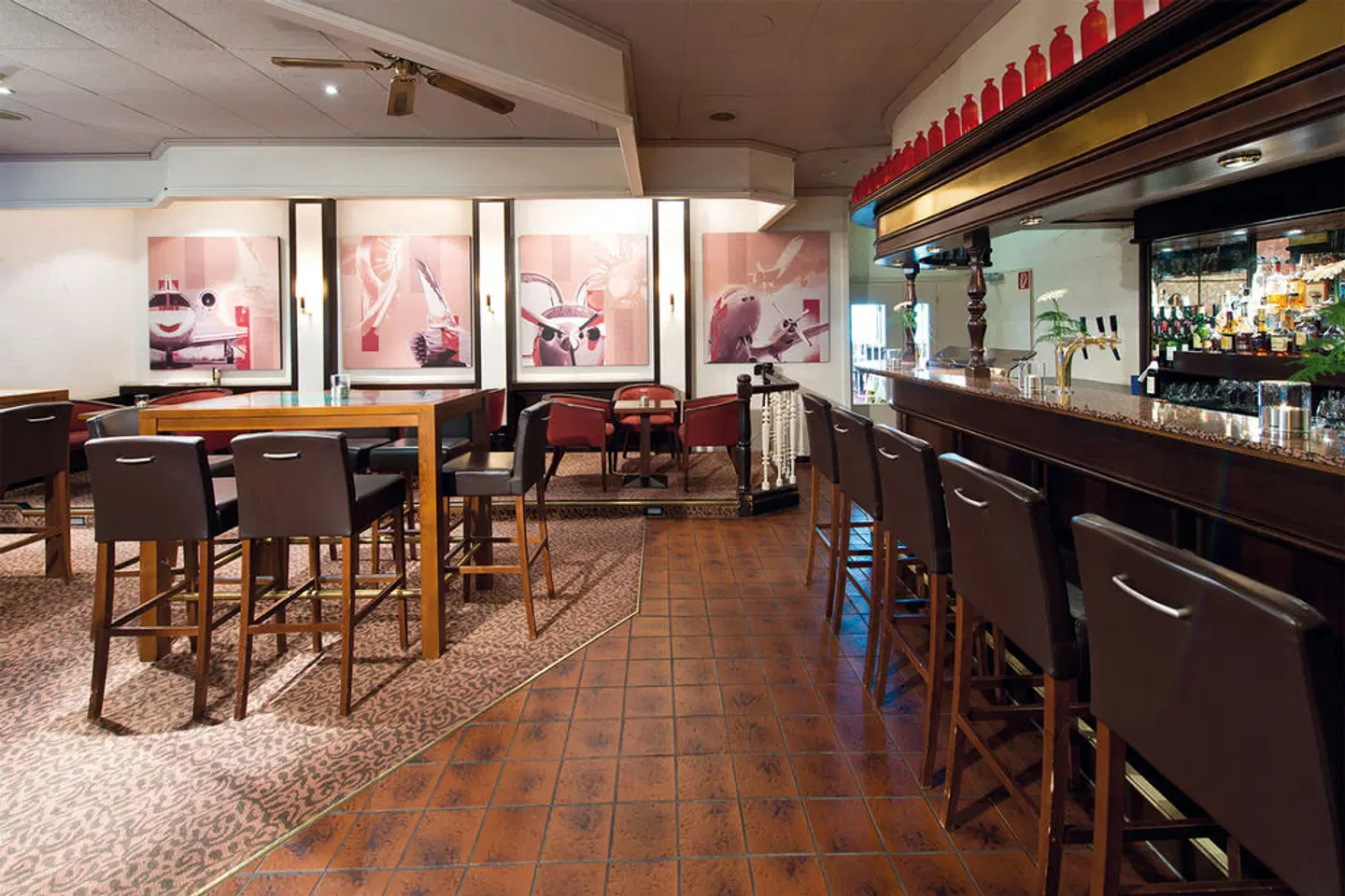 Leonardo Hotel Köln Bonn Airport Bar