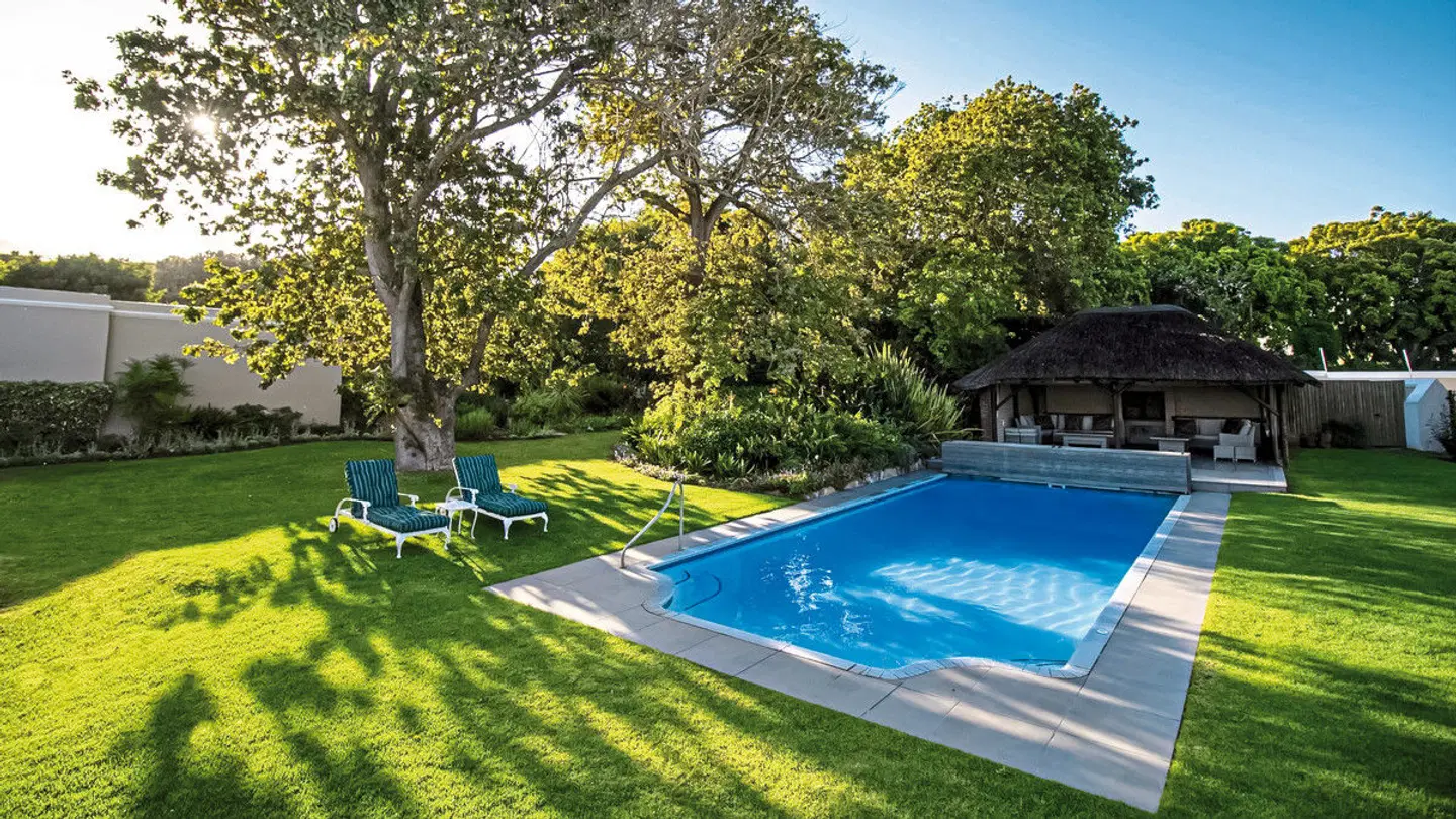 Glen Avon Lodge Boutique Hotel OUTDOOR_POOL