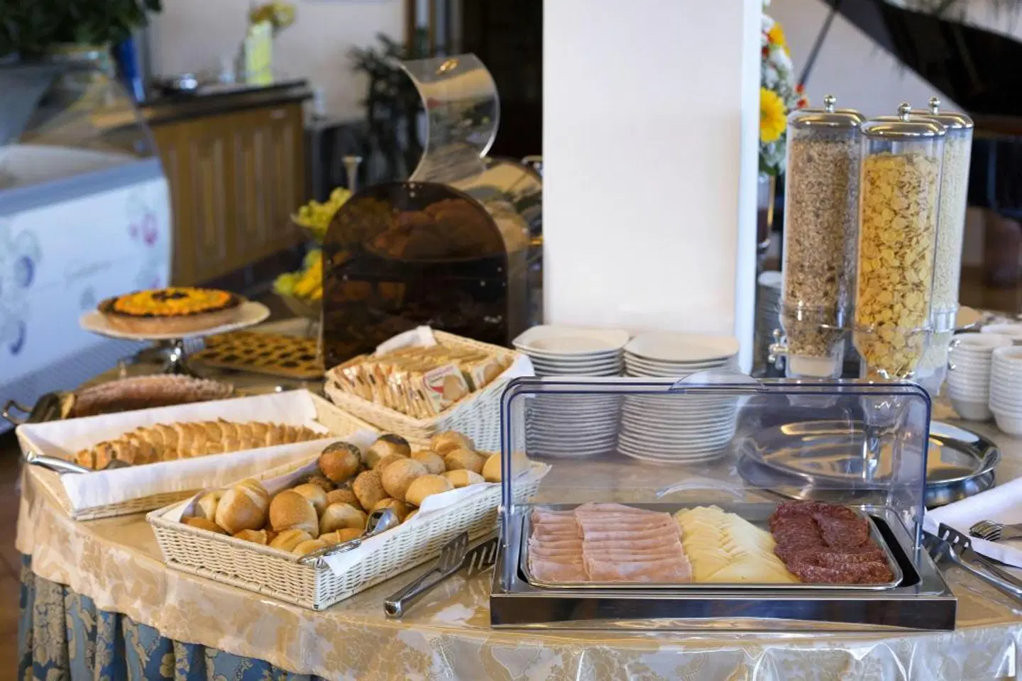 Piccolo Paradiso Restaurant