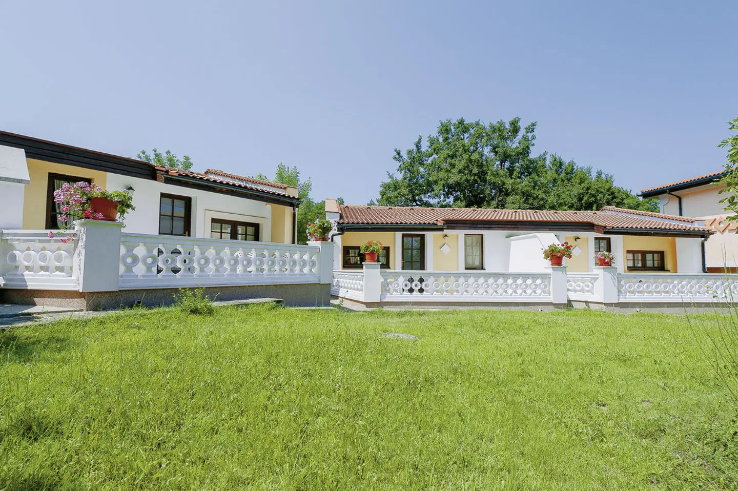 Duni Royal Resort Holiday Village EXTERIOR