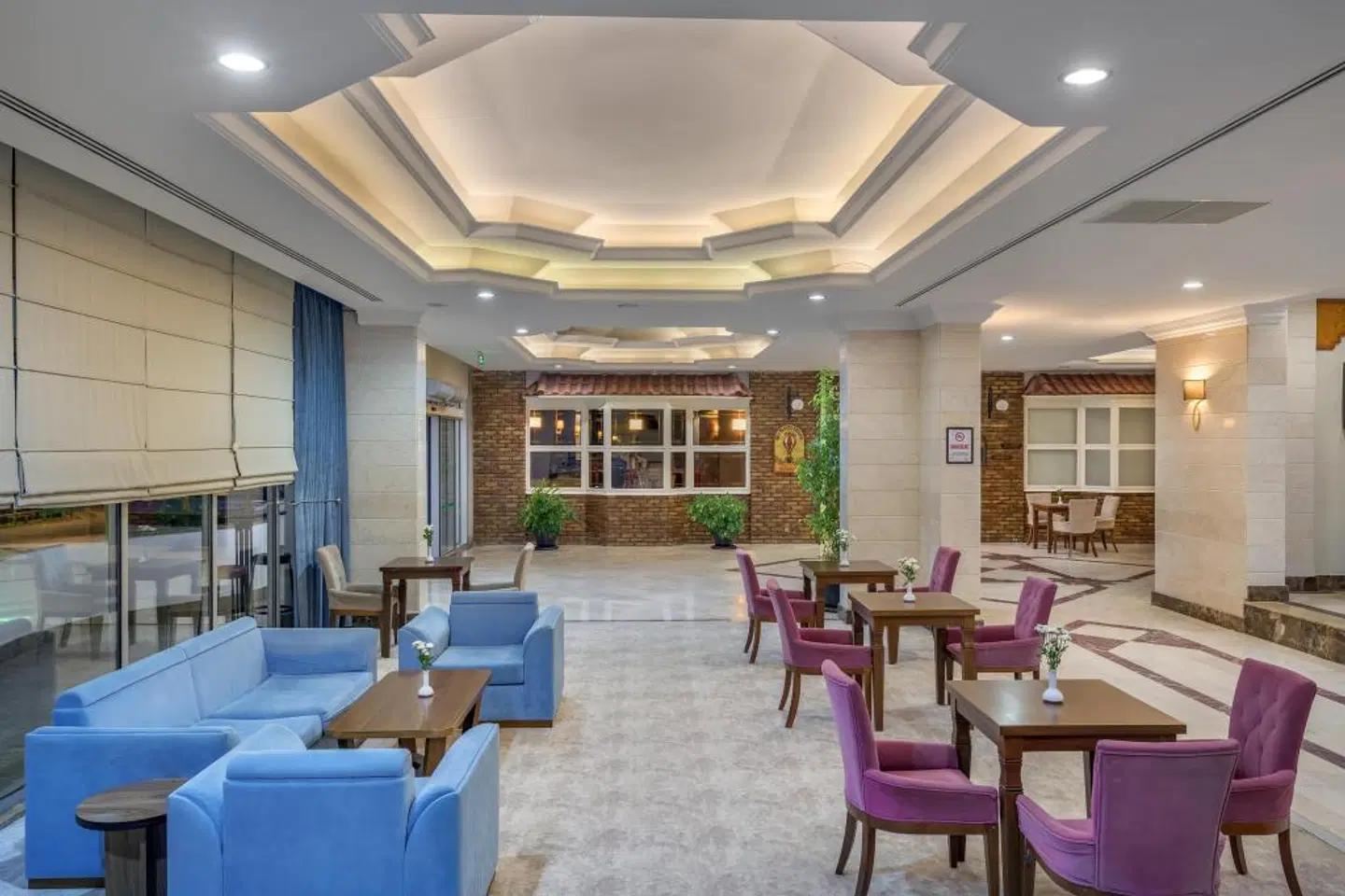 Green Max Hotel Restaurant