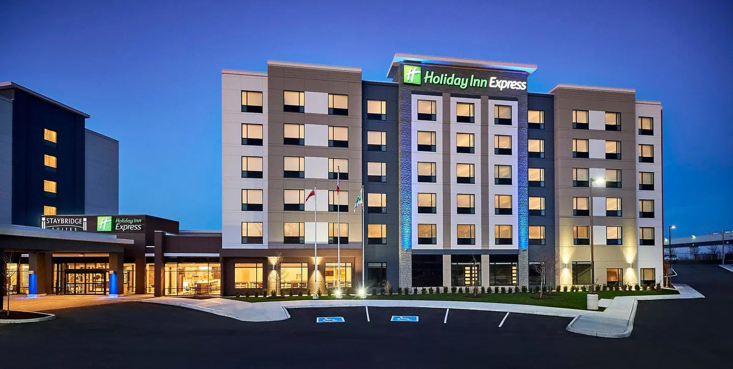 Holiday Inn Express Niagara-On-The-Lake by IHG EXTERIOR