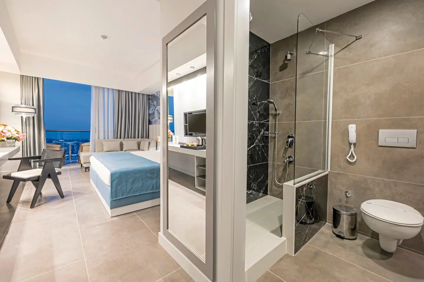 Crystal Centro Pearl Collection ROOM_EXAMPLE