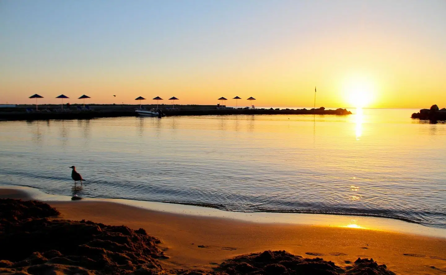 Nana Golden Beach BEACH