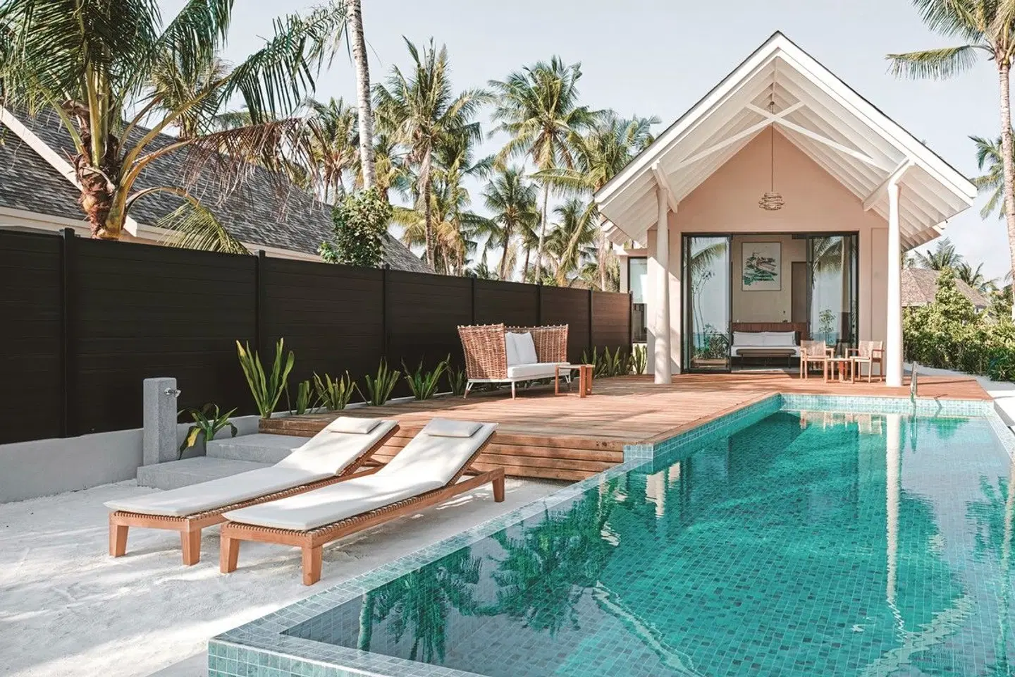 ananea Madivaru Maldives OUTDOOR_POOL