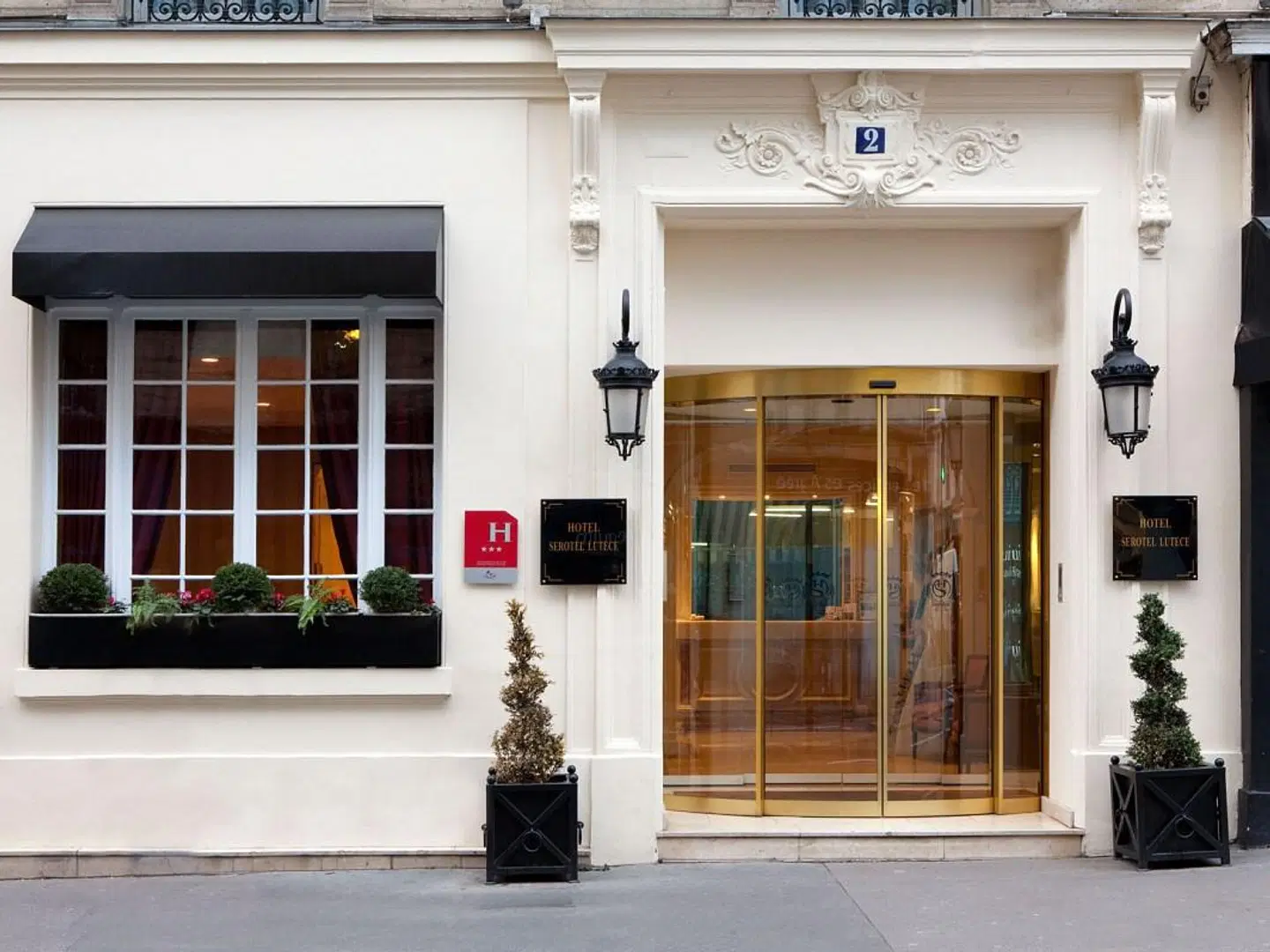 Serotel Lutece EXTERIOR