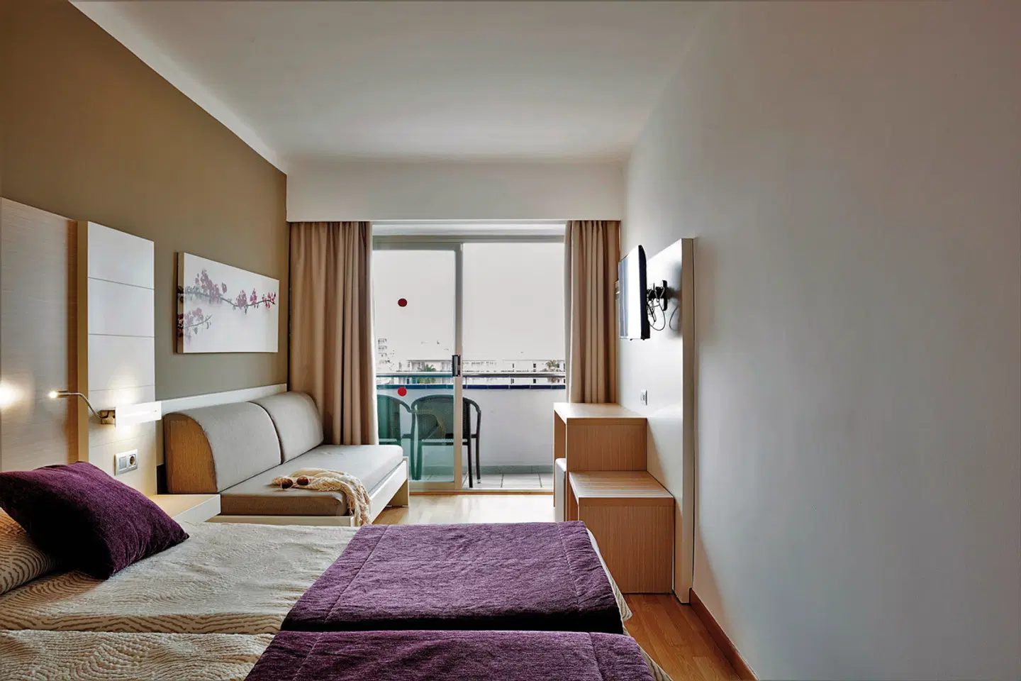 Mariant ROOM_EXAMPLE