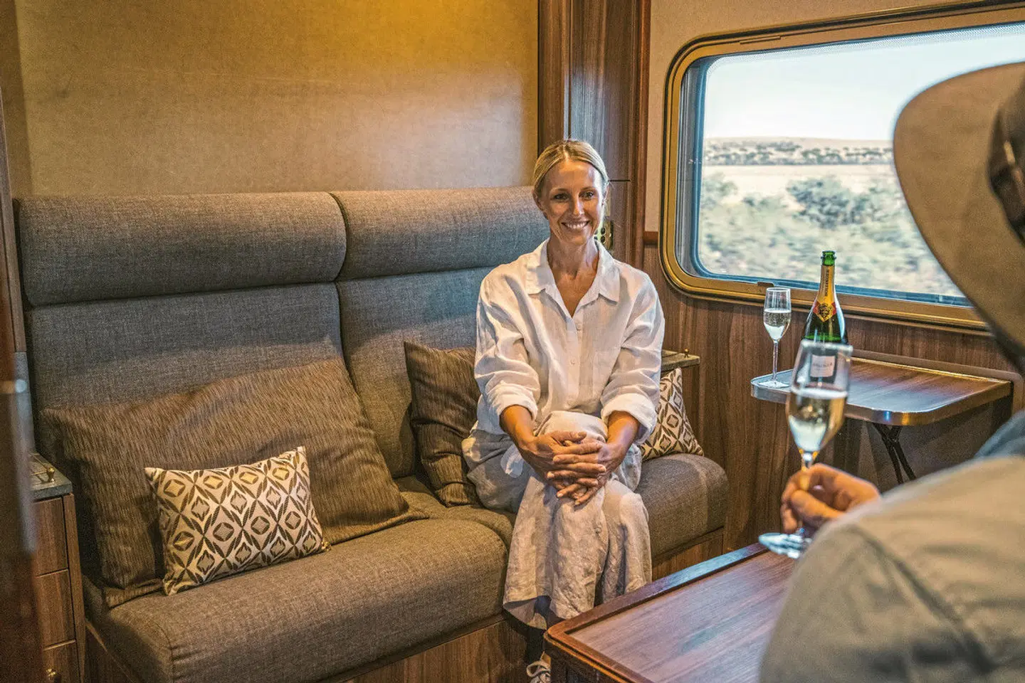 Indian Pacific von Sydney nach Perth (Ost - West) PEOPLE