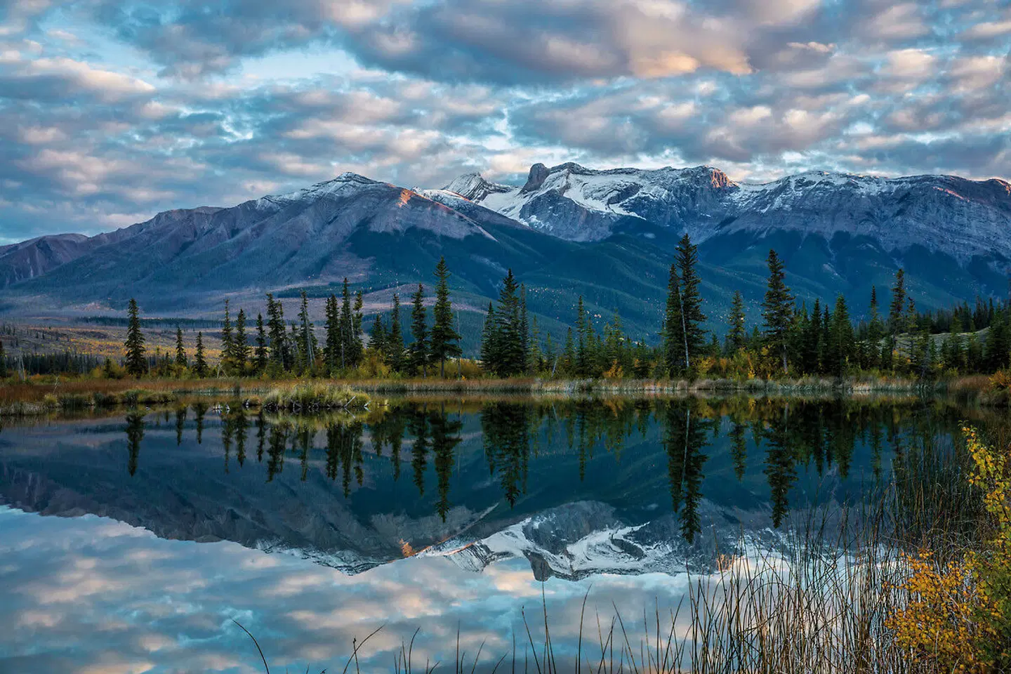 Journey through the Clouds - Rocky Mountaineer (Jasper - Vancouver) OUTDOOR_POOL