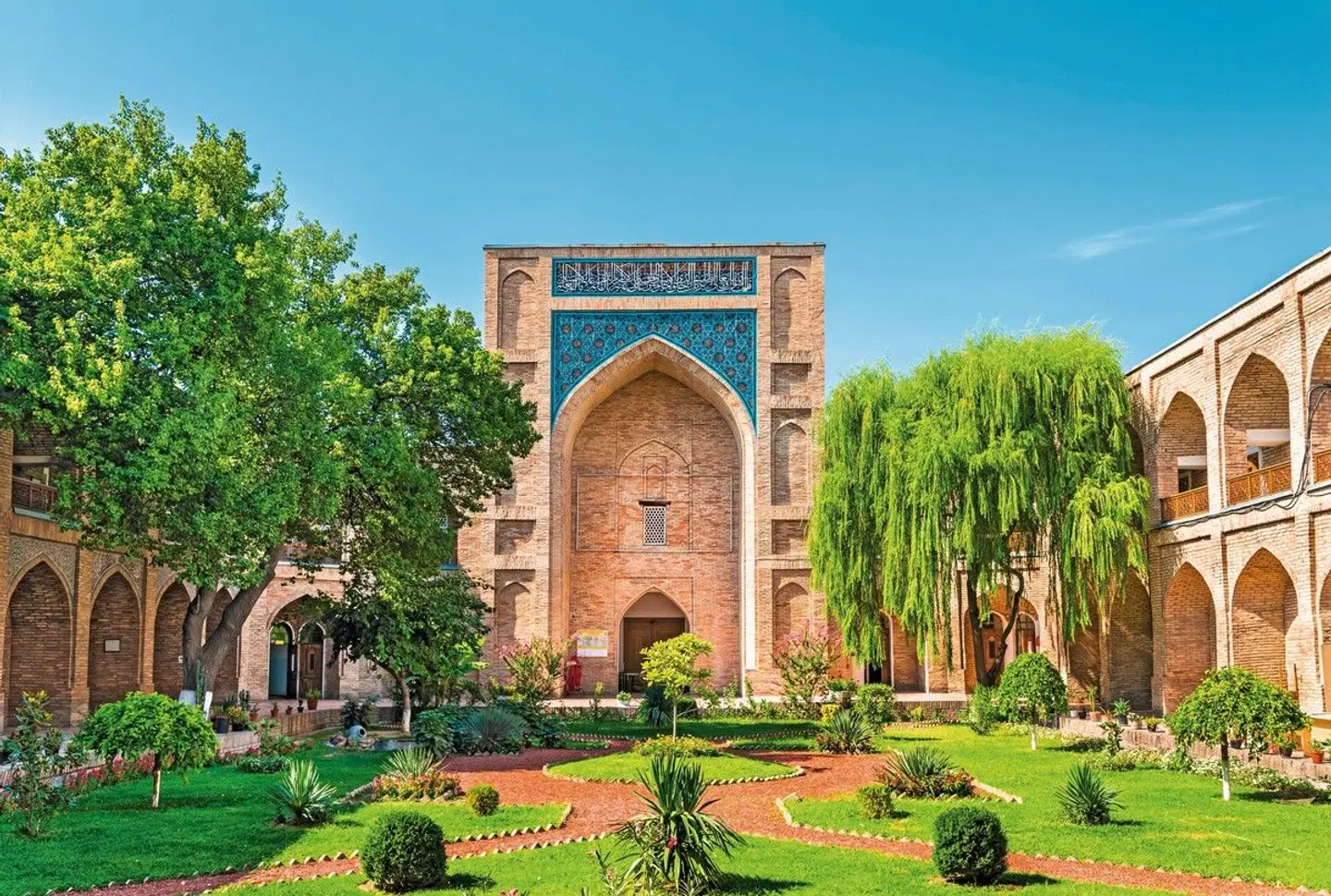 Glanzpunkte der Seidenstrasse EXTERIOR