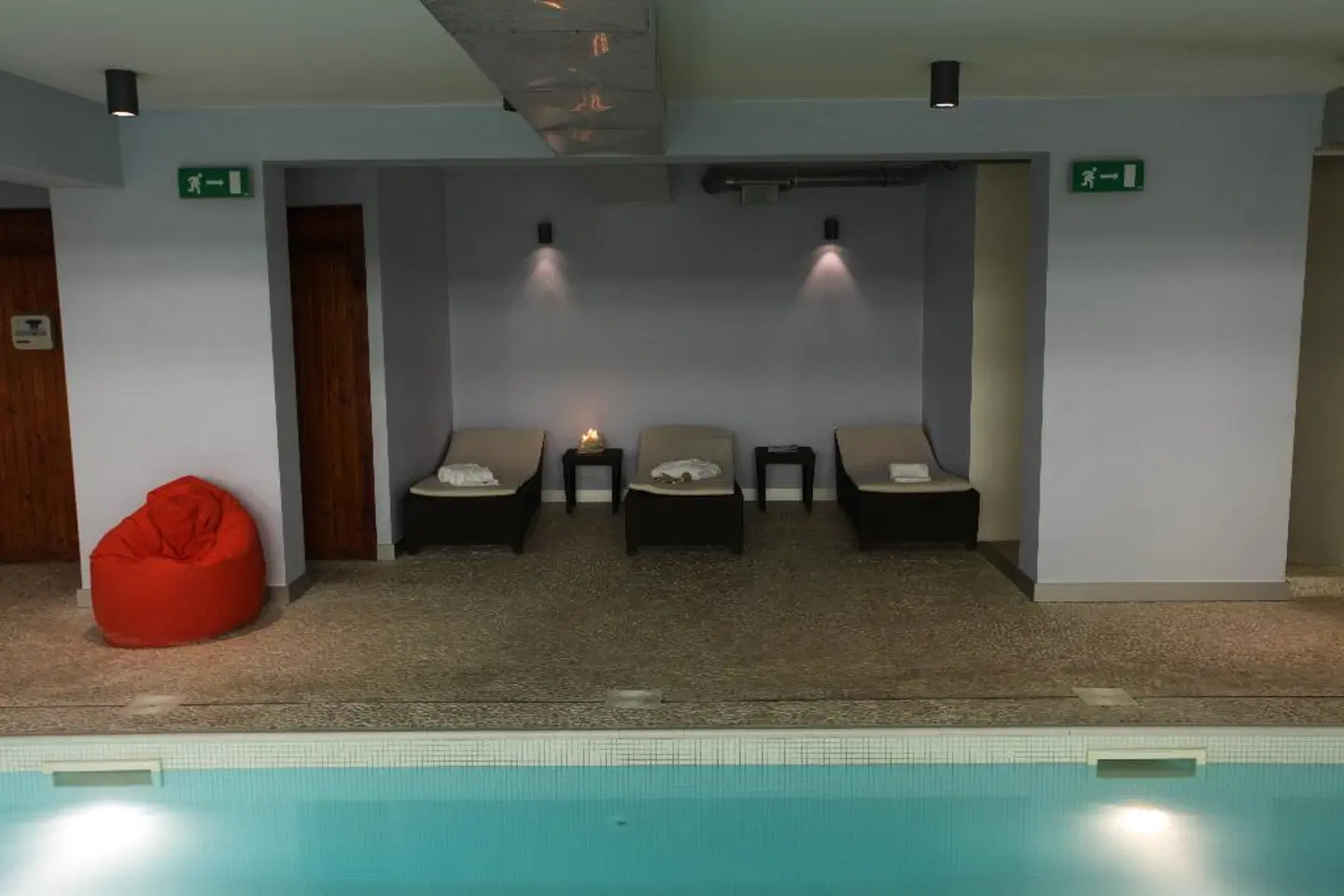 Marina Club Lagos Resort Hallenbad