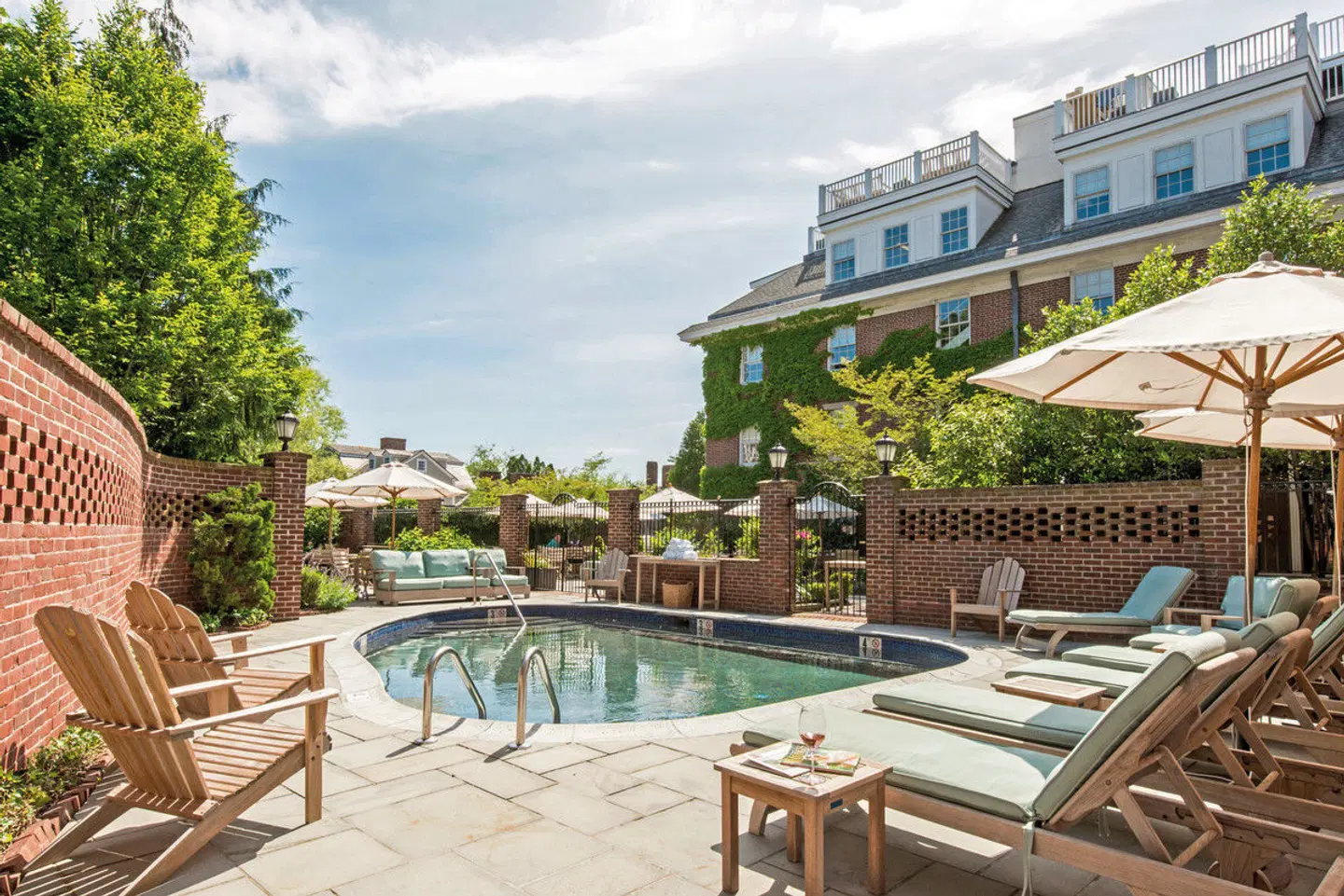 The Vanderbilt, Auberge Resorts Collection OUTDOOR_POOL