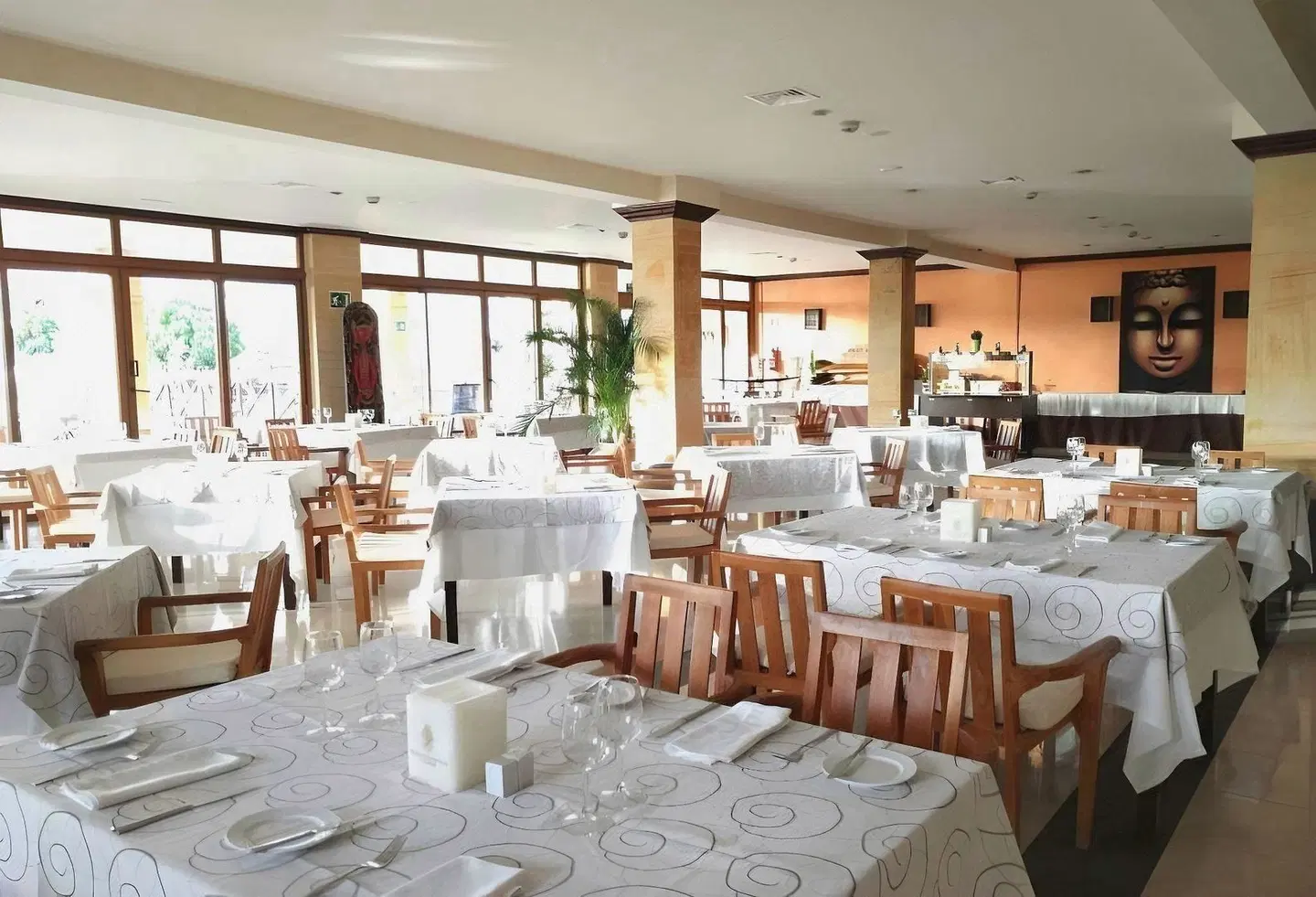 Regency Country Club, Apartments Suites RESTAURANT