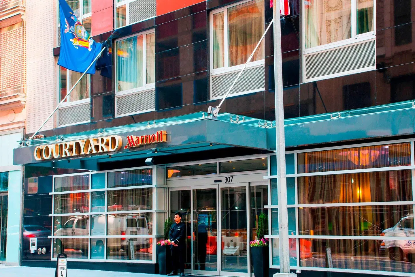 Courtyard by Marriott New York Manhattan/Times Square West EXTERIOR