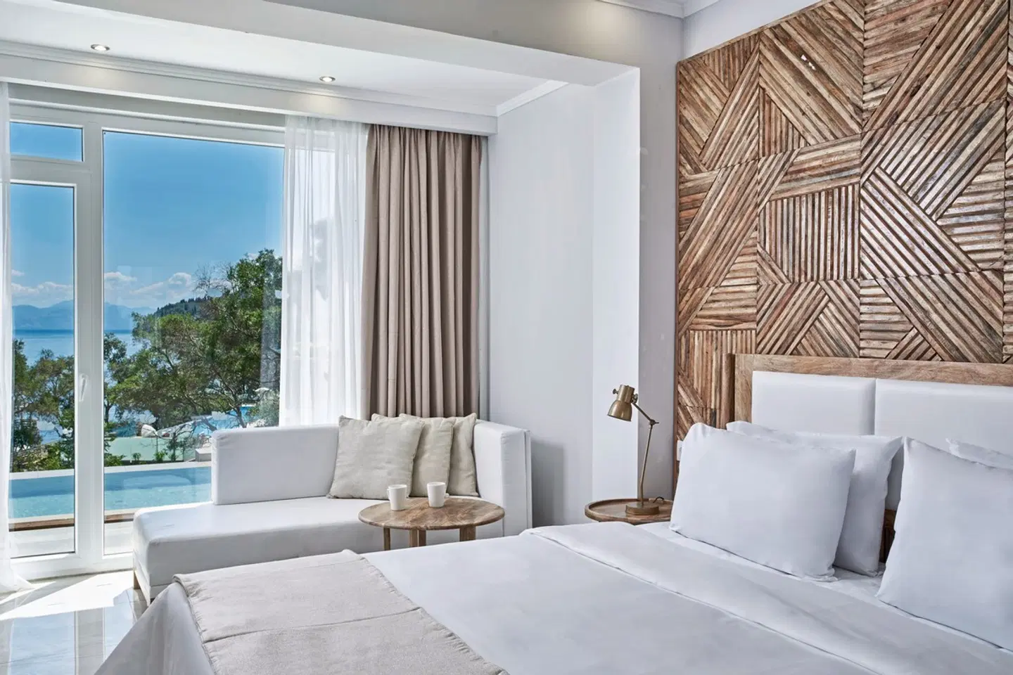 Mythos Palace ROOM_EXAMPLE