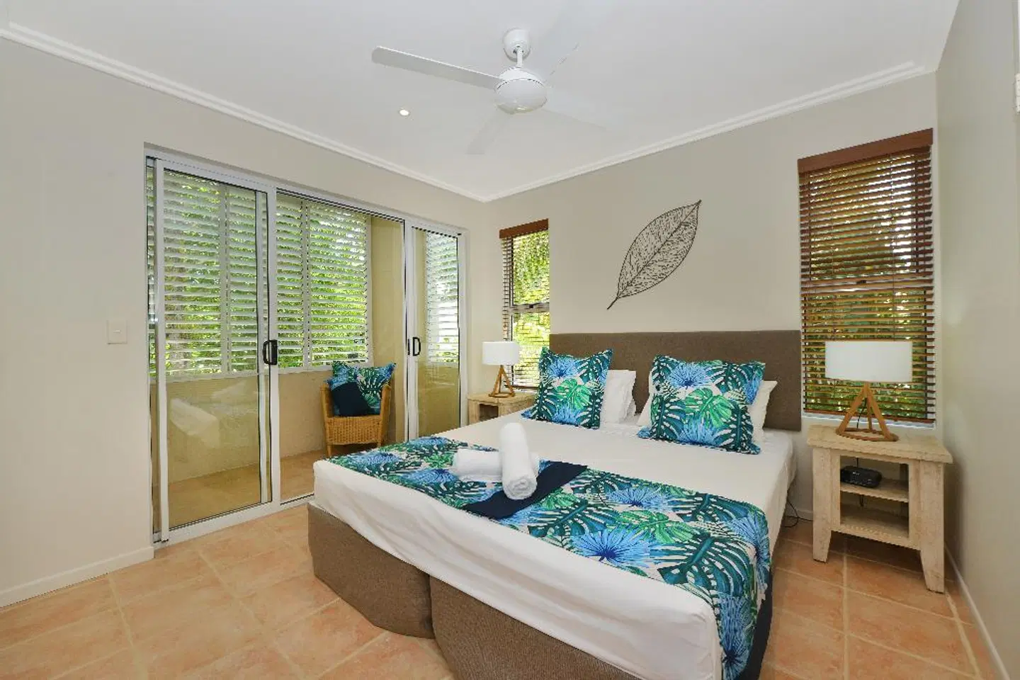 Cayman Villas Port Douglas ROOM_EXAMPLE