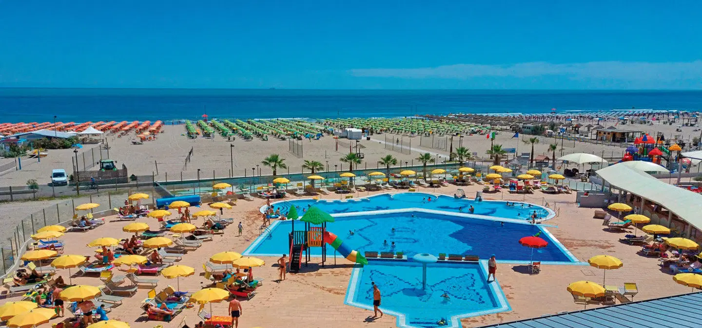 Feriendorf Rosapineta Süd OUTDOOR_POOL