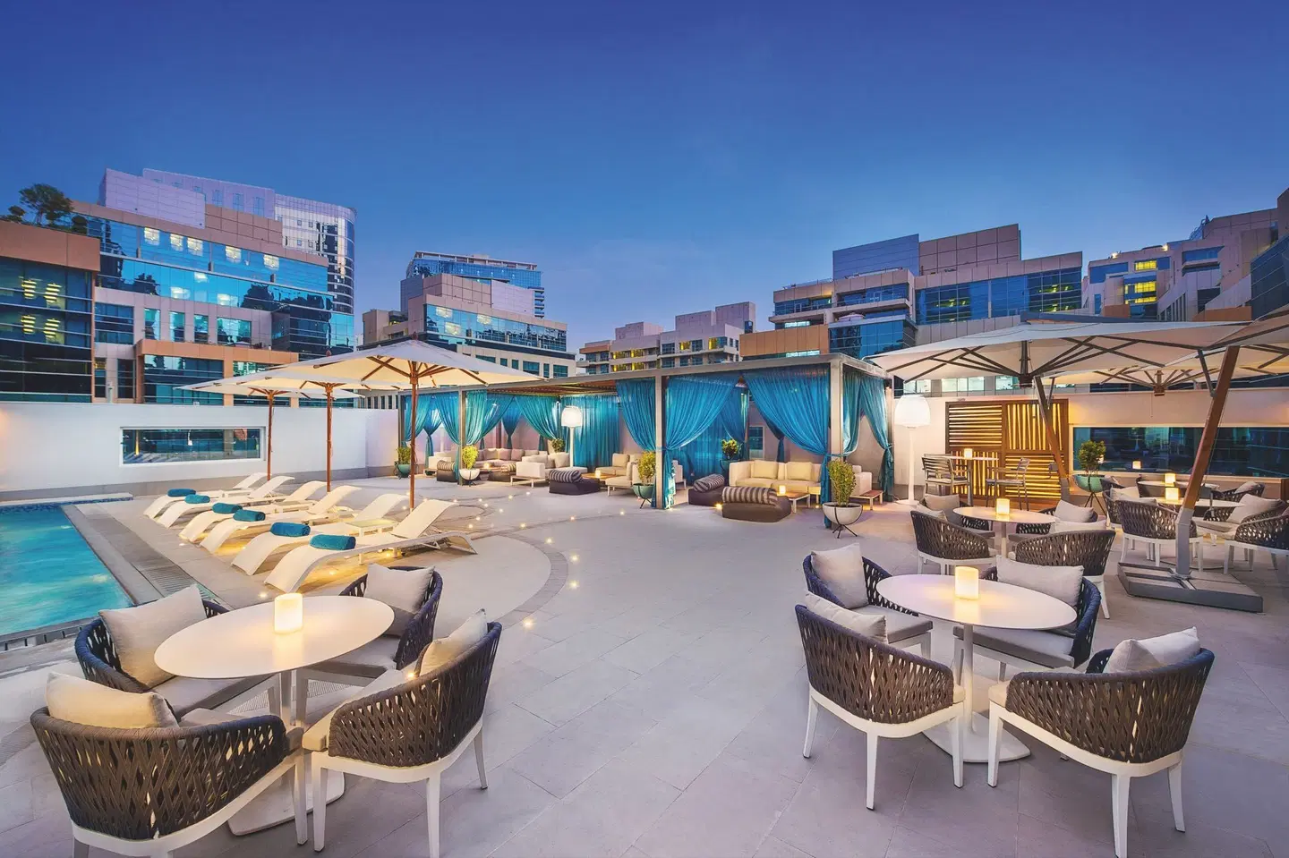 DoubleTree by Hilton Dubai Business Bay Terrasse