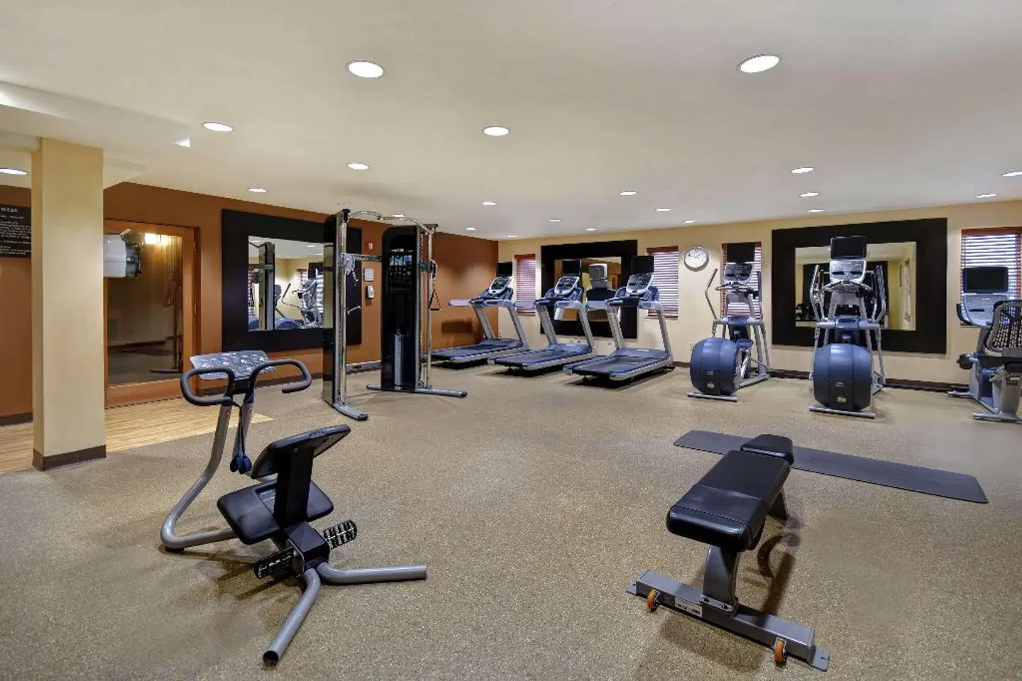 Homewood Suites by Hilton Edgewater-NYC Area SPORTS_AND_LEISURE